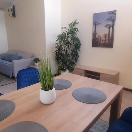 Impala Suite -Entire Unit- 2 Bedroom With 1 Ensuite Bathroom Ladysmith Eksteriør bilde